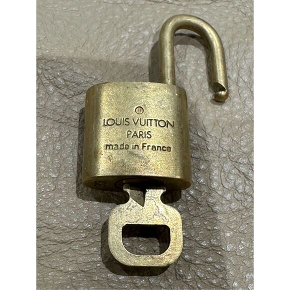 Louis Vuitton Vintage Brass PadLock & Key Lock & Key Authentic #316 - Picture 2 of 4